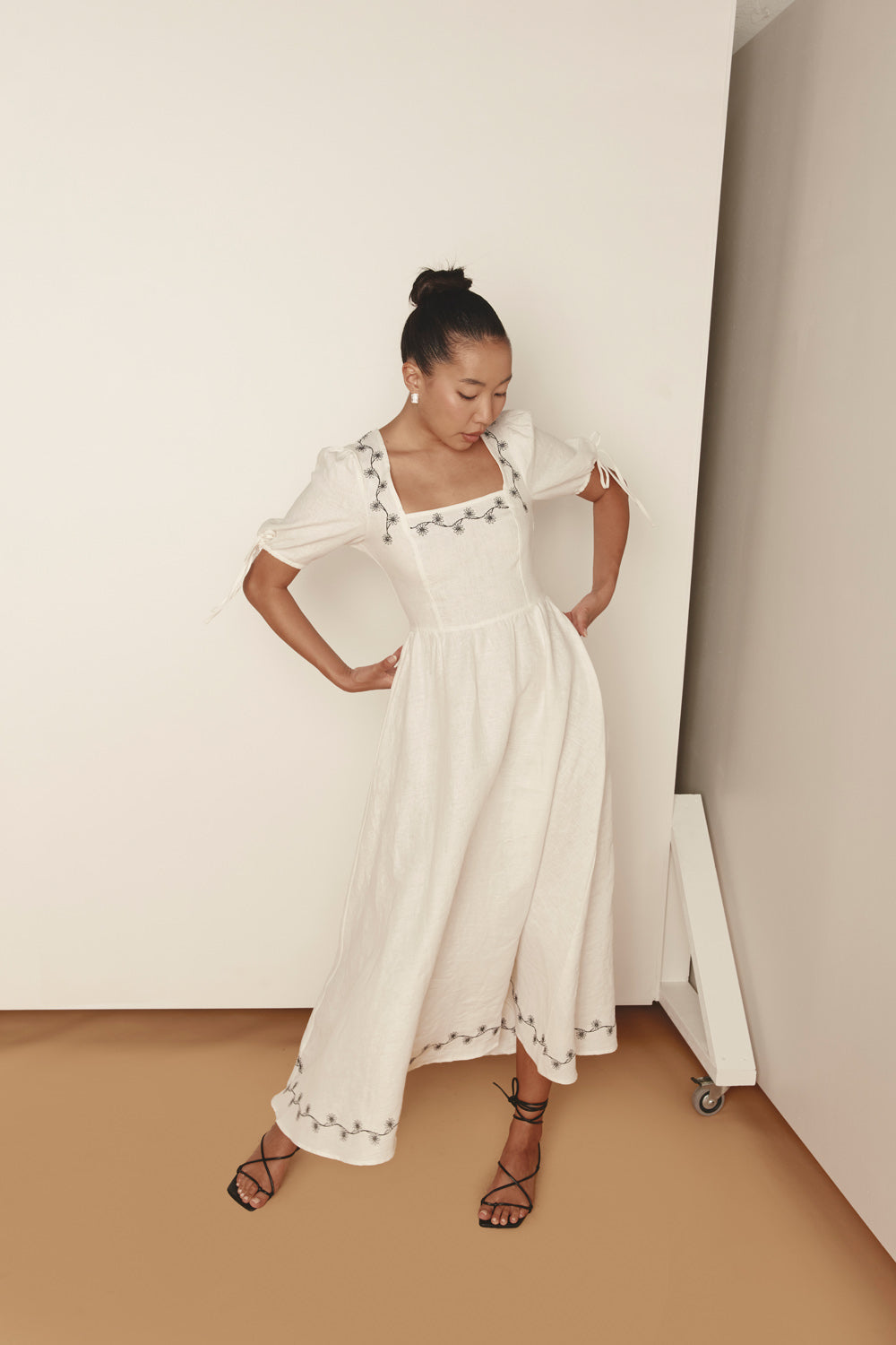 Lucy Linen Maxi Dress Daisy