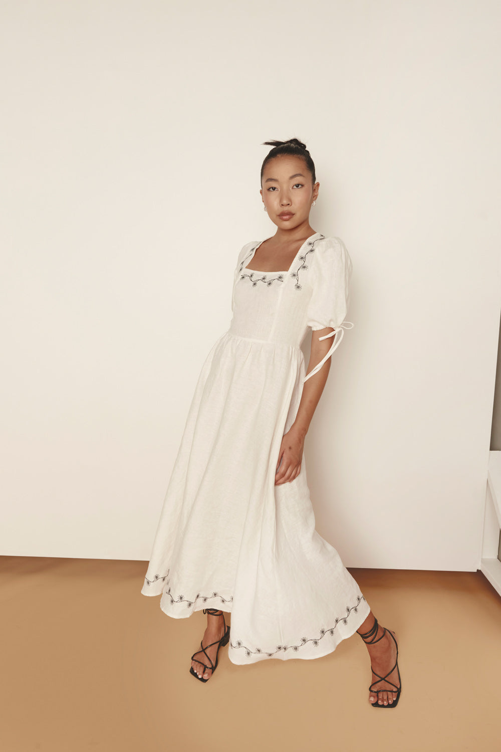 Lucy Linen Maxi Dress Daisy