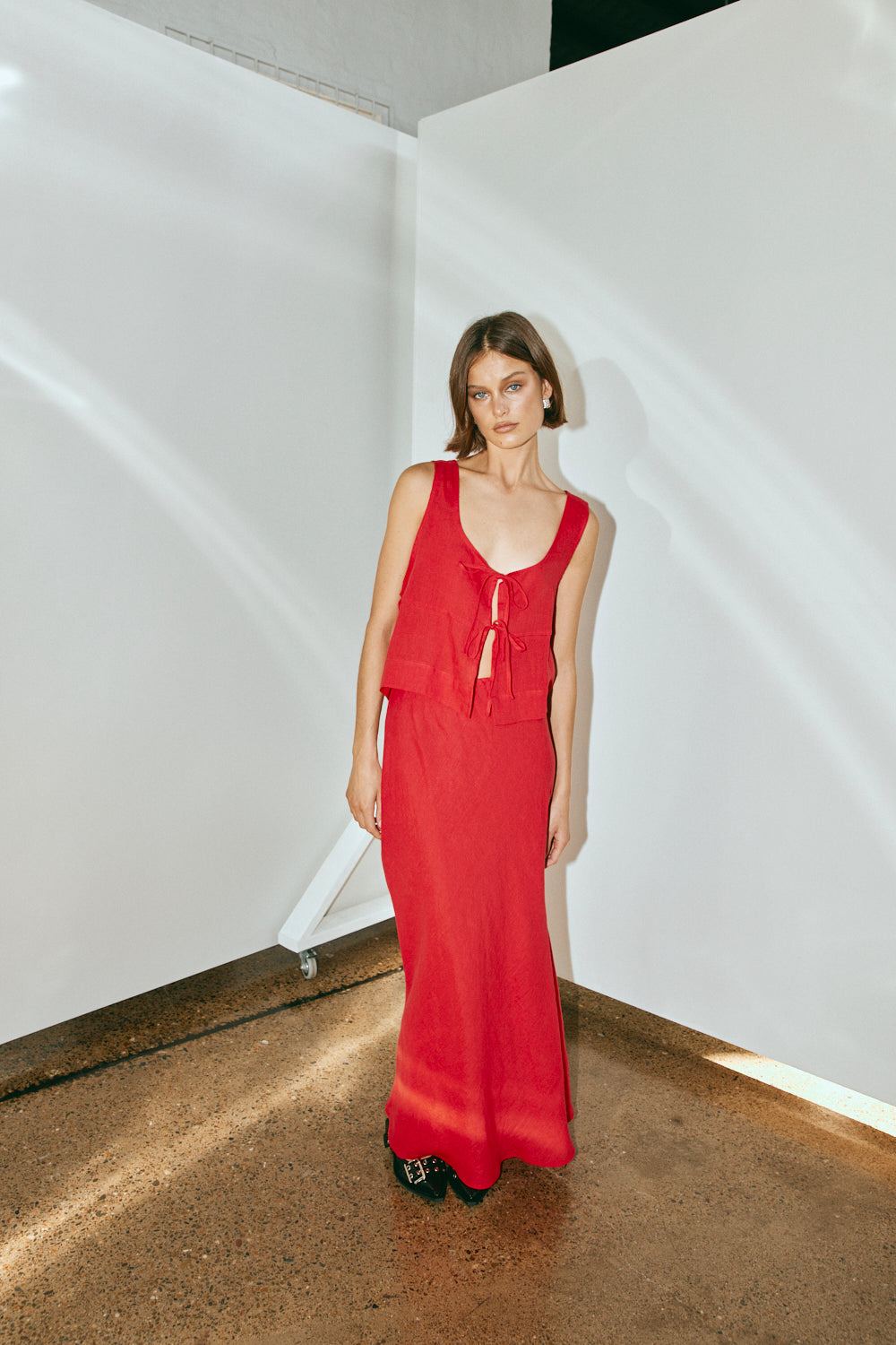 Collective Tops - Nessa Linen Smock Top Chilli fifth image