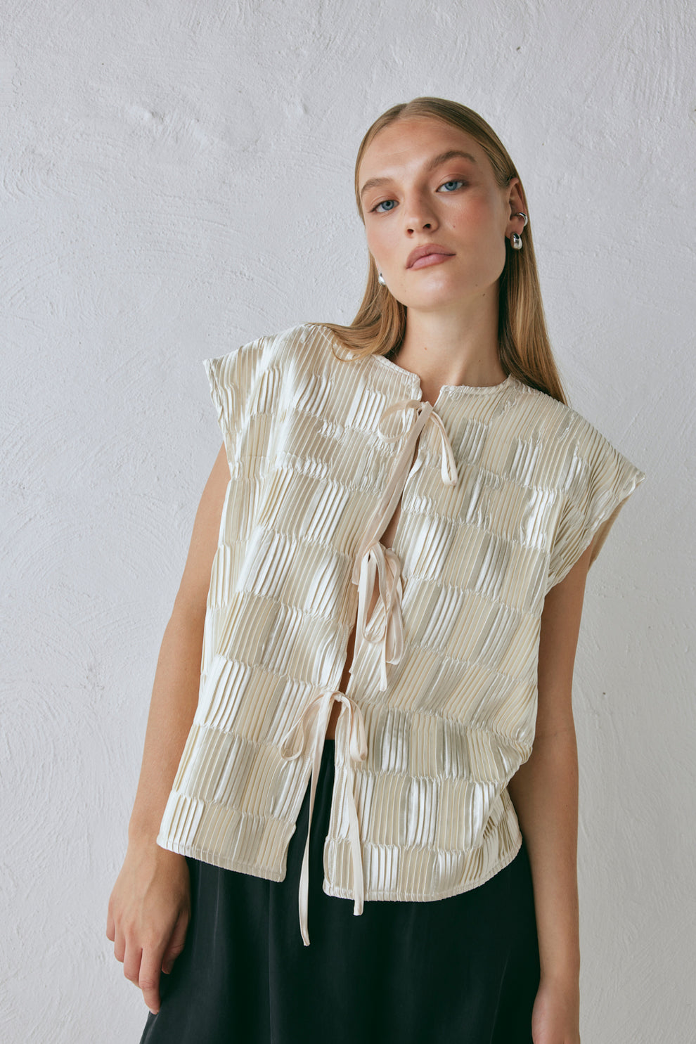 Collective Tops - Enni Smock Top Cream fourth image