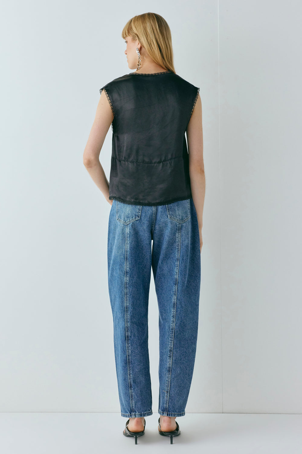 Flores Satin Top Black