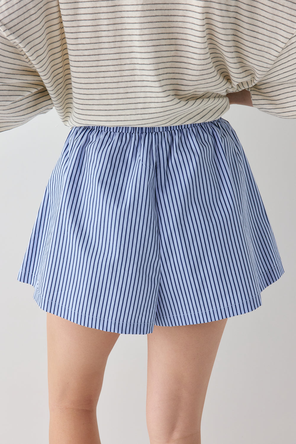 Annika Shorts Blue Stripe