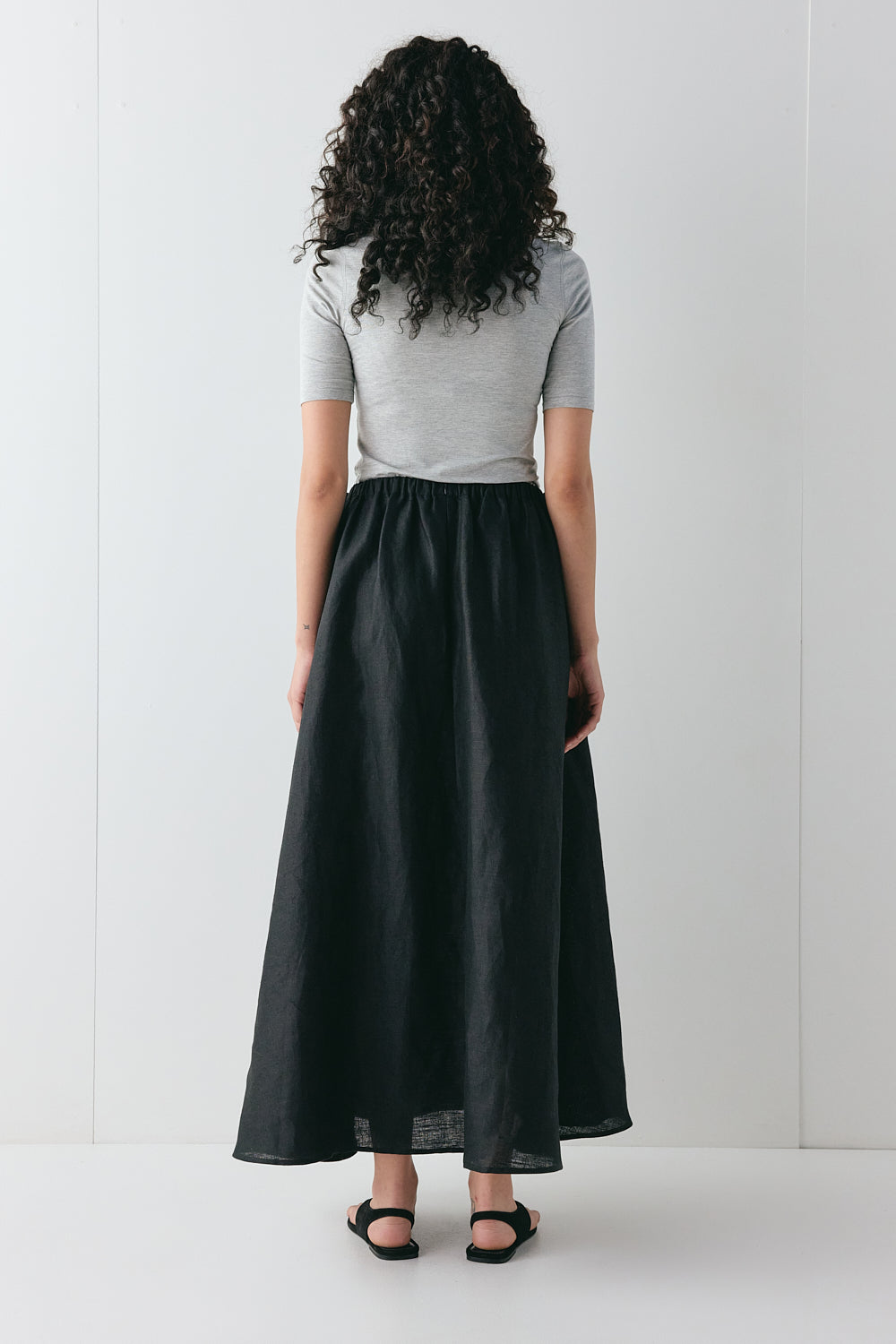 Daphne Linen Midi Skirt Black