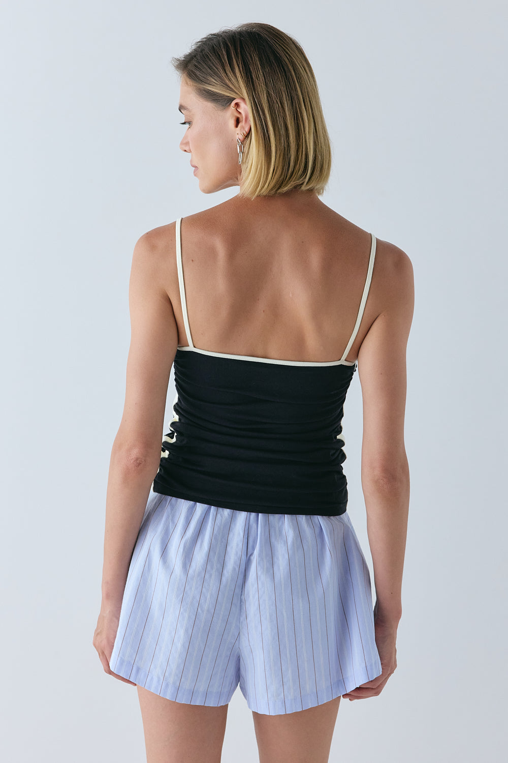 Ari Top Black