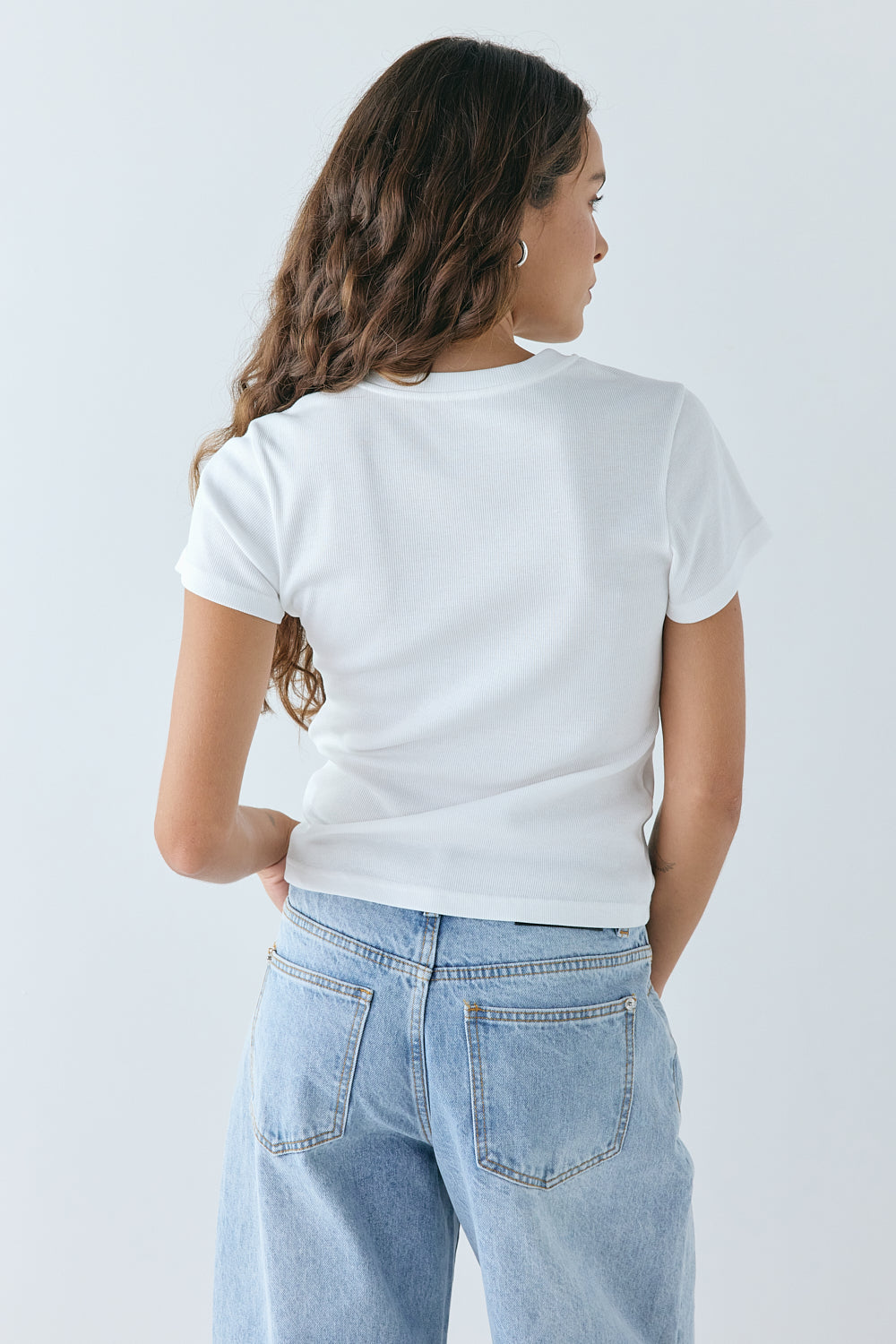 Lui Tee White
