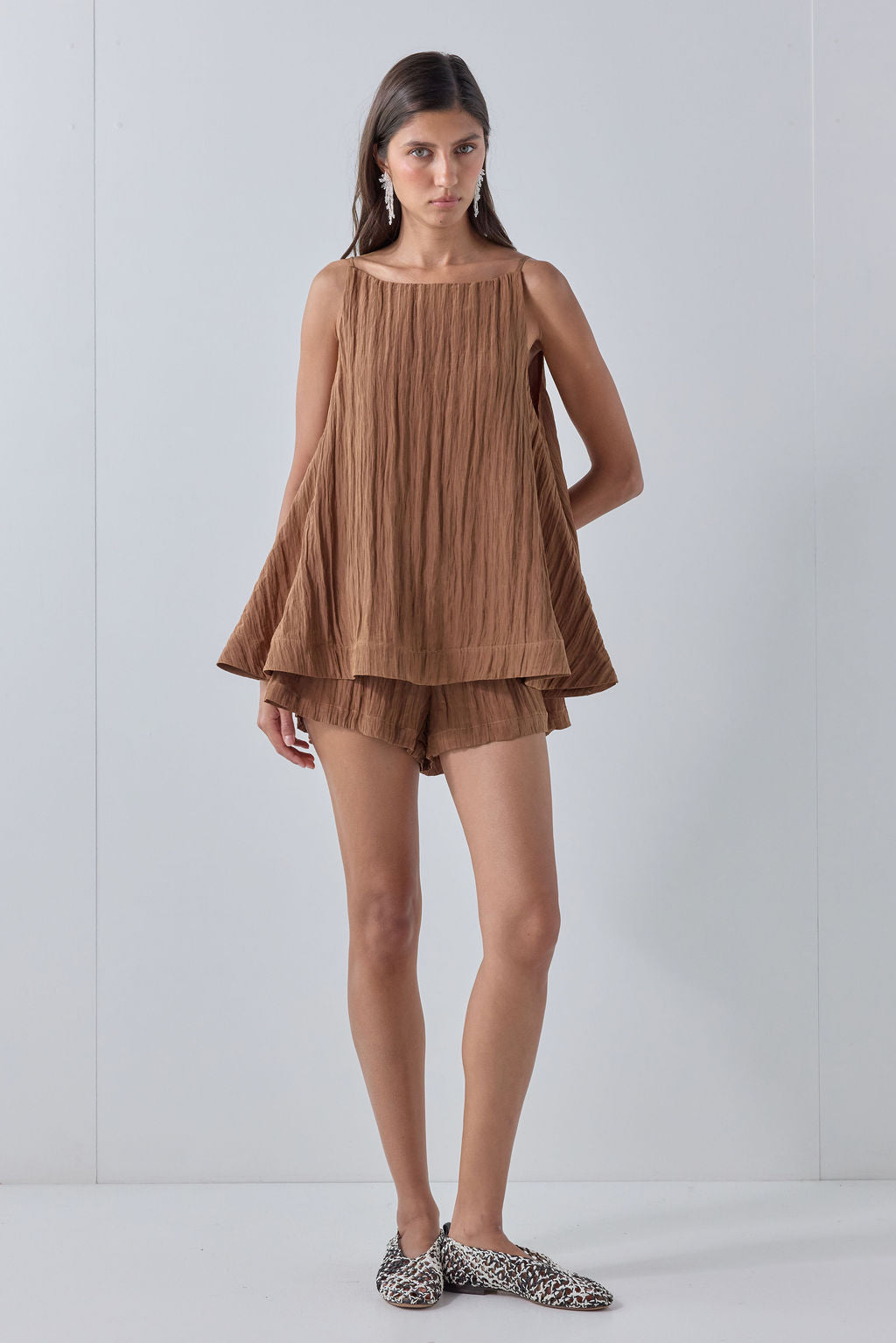 Annika Shorts Brown Crinkle