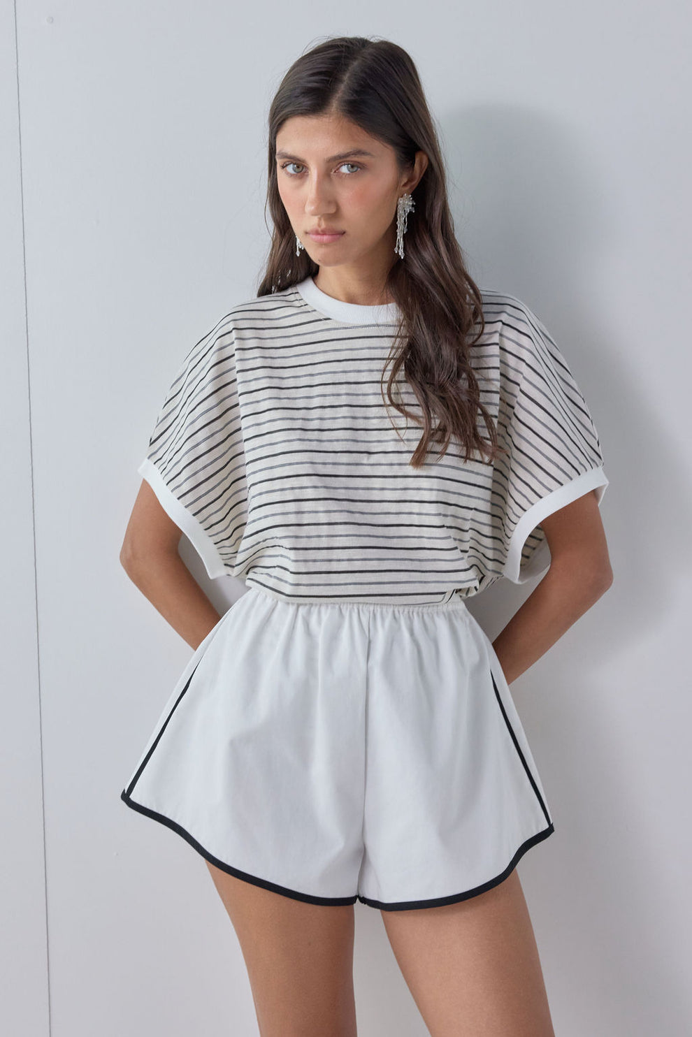 Elijah Tee Black Stripe