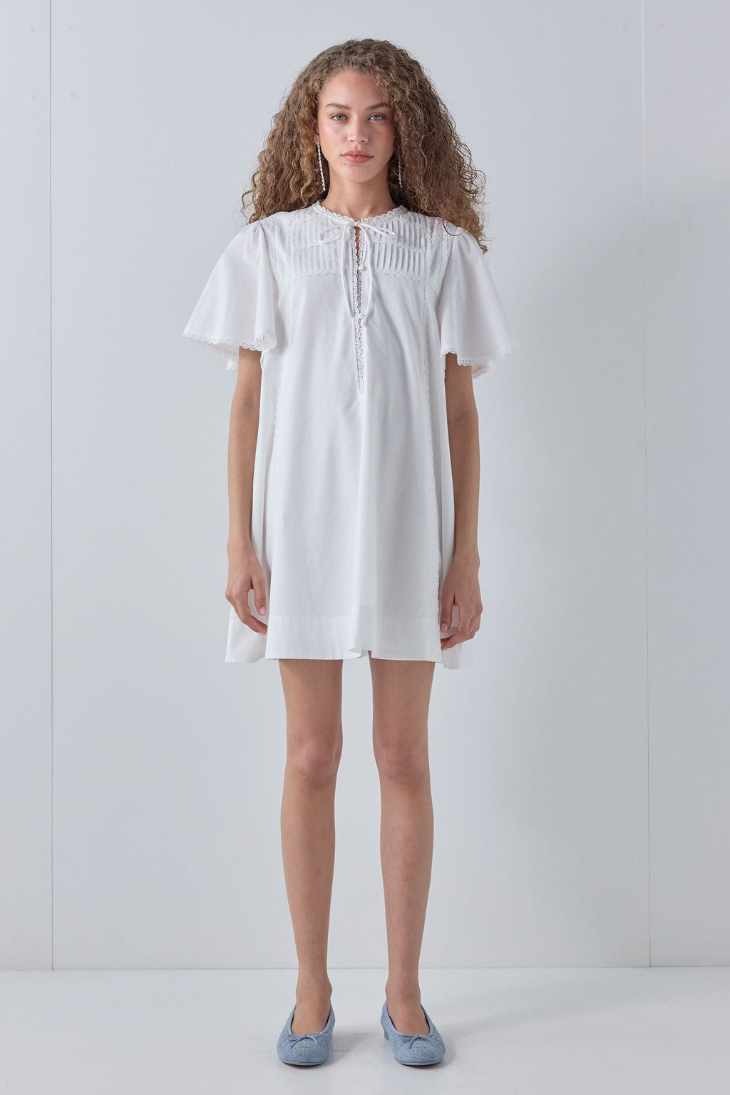 Henriette Smock Mini Dress White - size:Maria:AU 6 / US 2