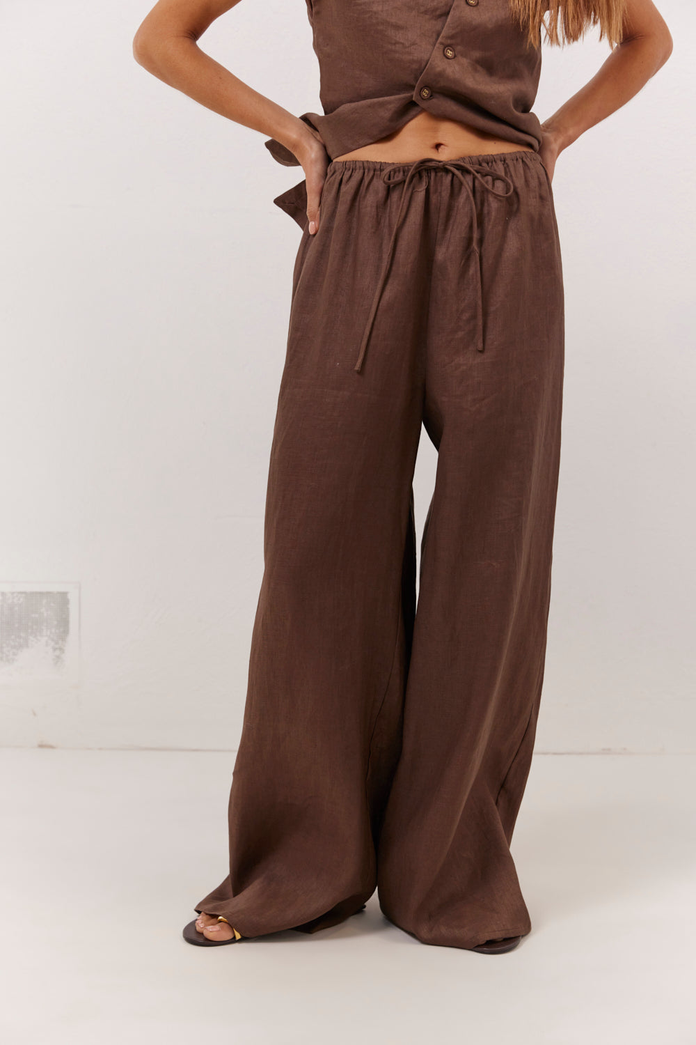 SHIRLEY CHOCOLATE LINEN PANT
