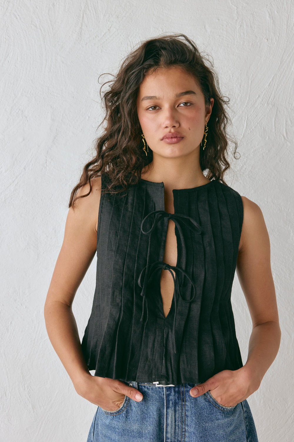 Valeria Linen Top Black - size:Natasha:AU 8 / US 4