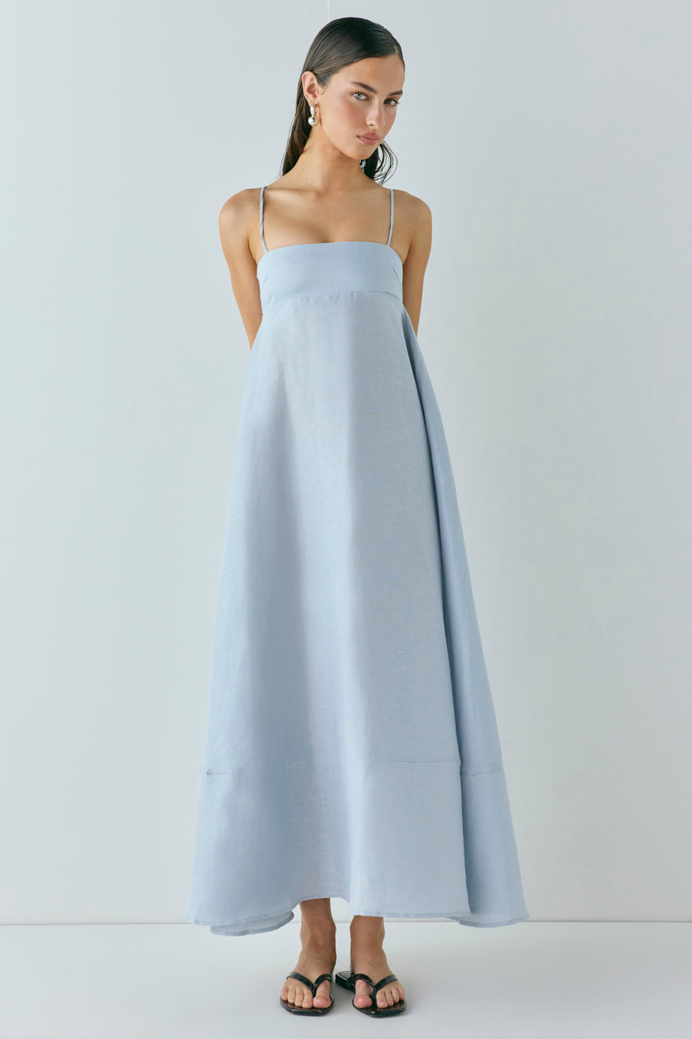 Behati Linen Maxi Dress Sky - size:MC:AU 8 / US 4