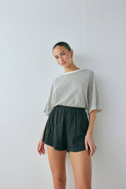 Annika Shorts Crinkle Black - size:MC:AU 6 / US 2 