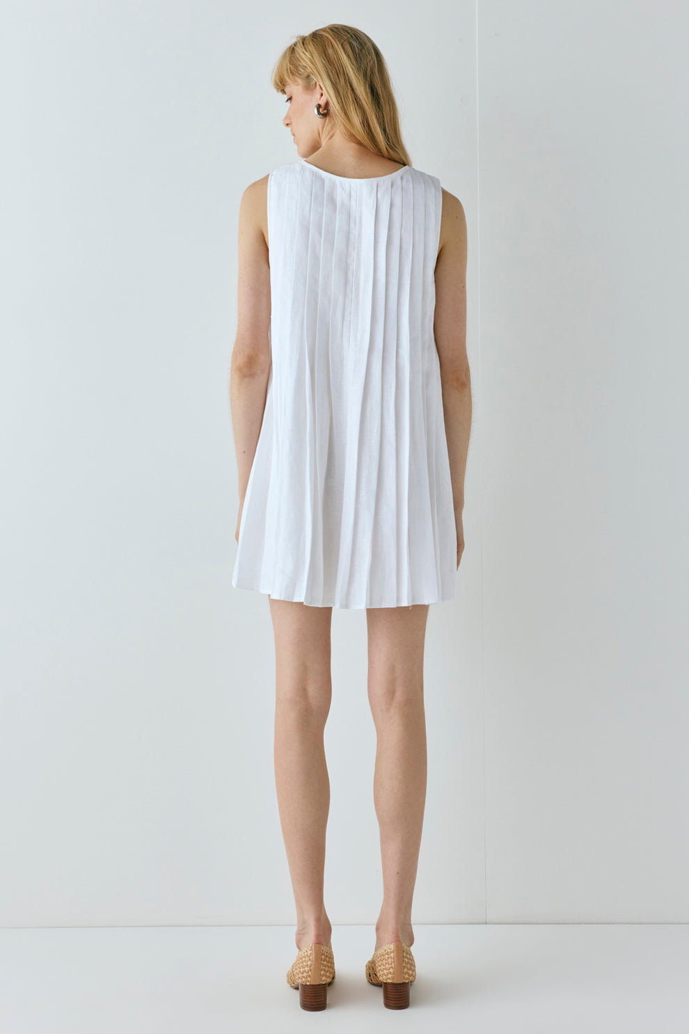 Valeria Linen Mini Dress White VRG GRL Valeria Linen Mini Dress White VRG GRL