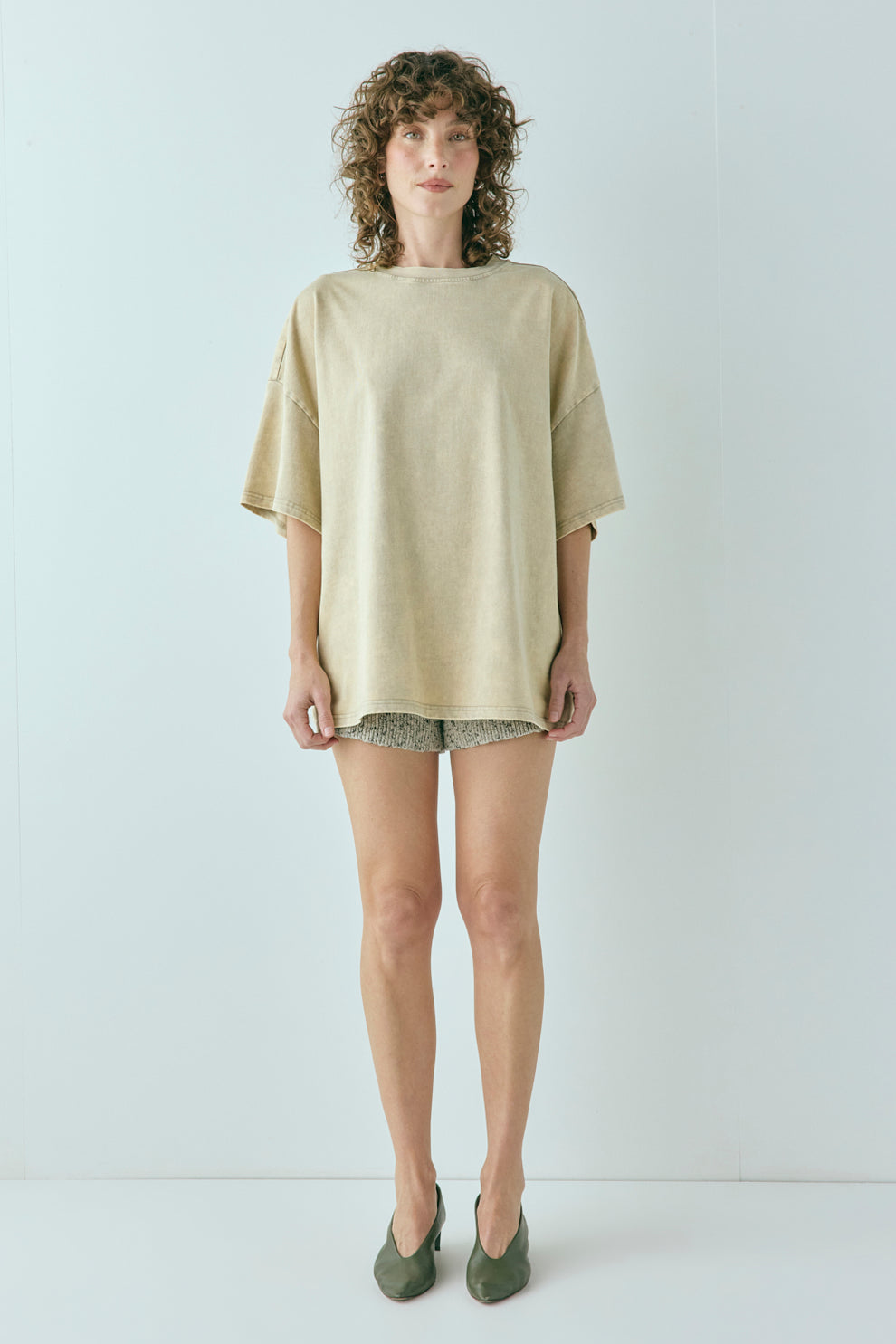 Willow Tee Sand