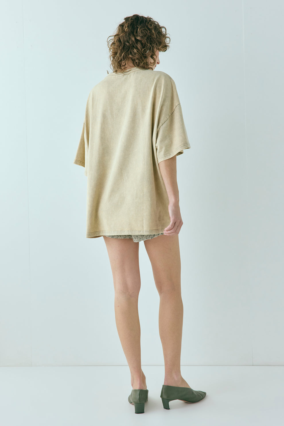 Willow Tee Sand