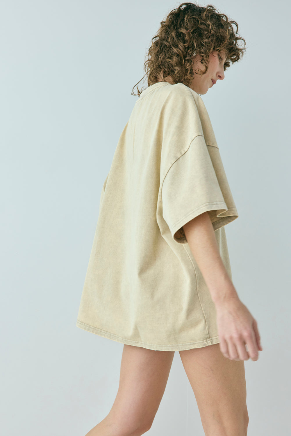 Willow Tee Sand