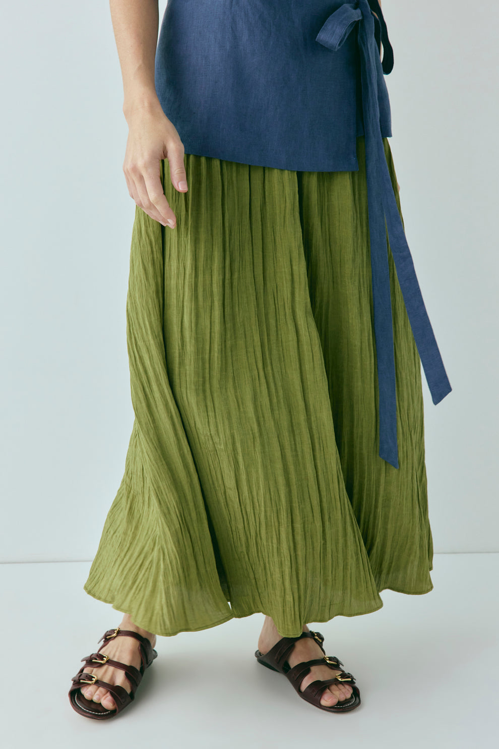 Solara Midi Skirt Olive