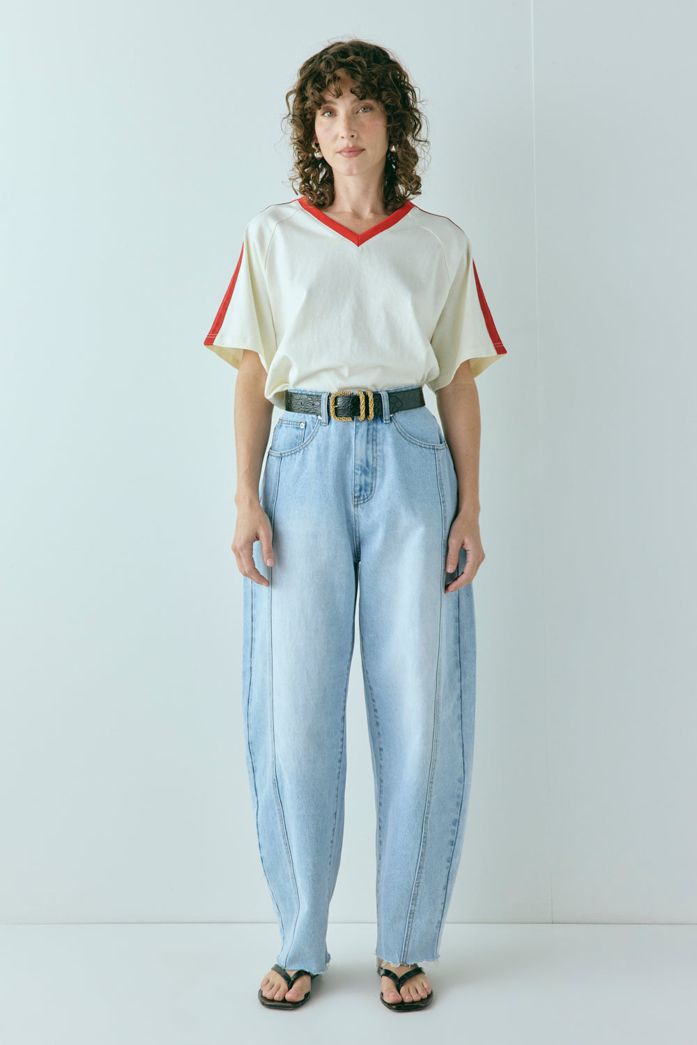 Nyra Barrel Denim Jeans Light Blue - size:Kelsey:8