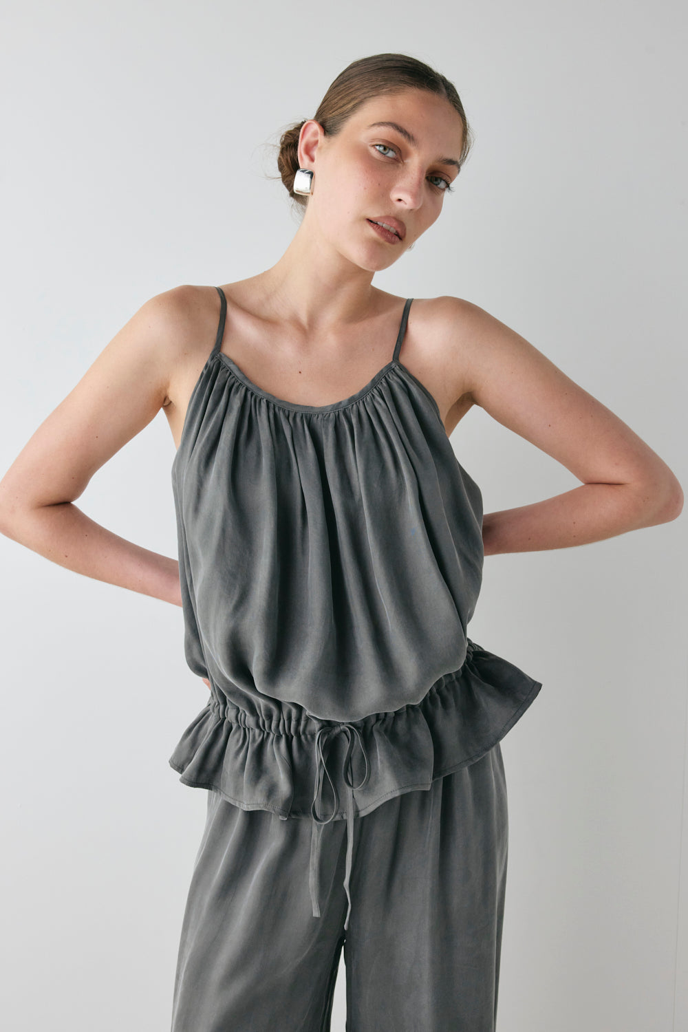 Noa Top Slate - size:Kailee:AU 6 / US 2