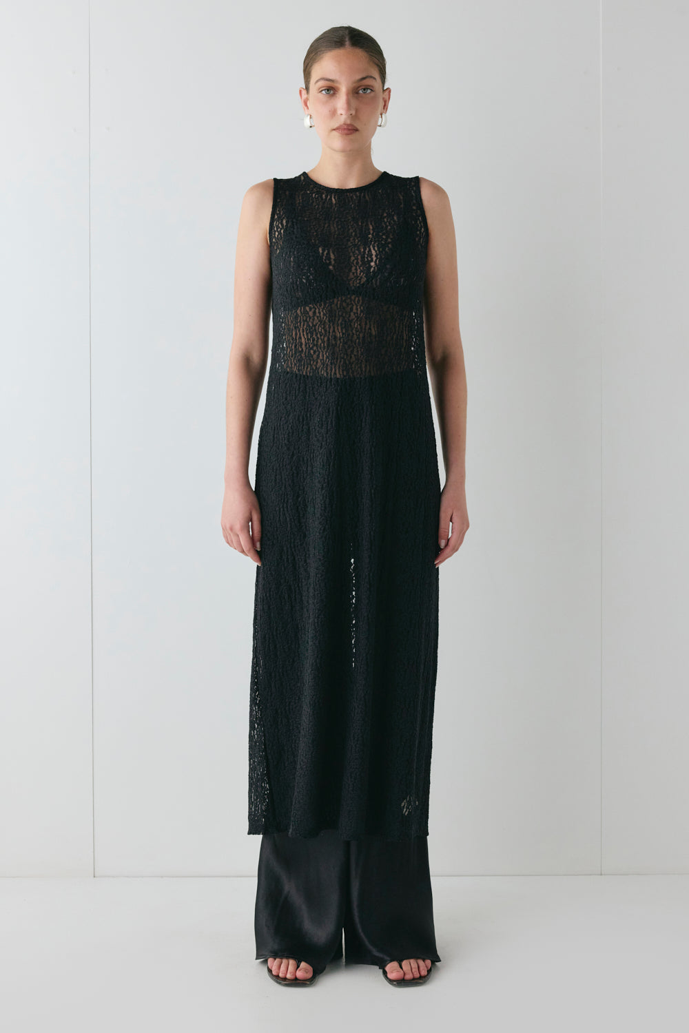 Estelle Lace Midi Dress Black