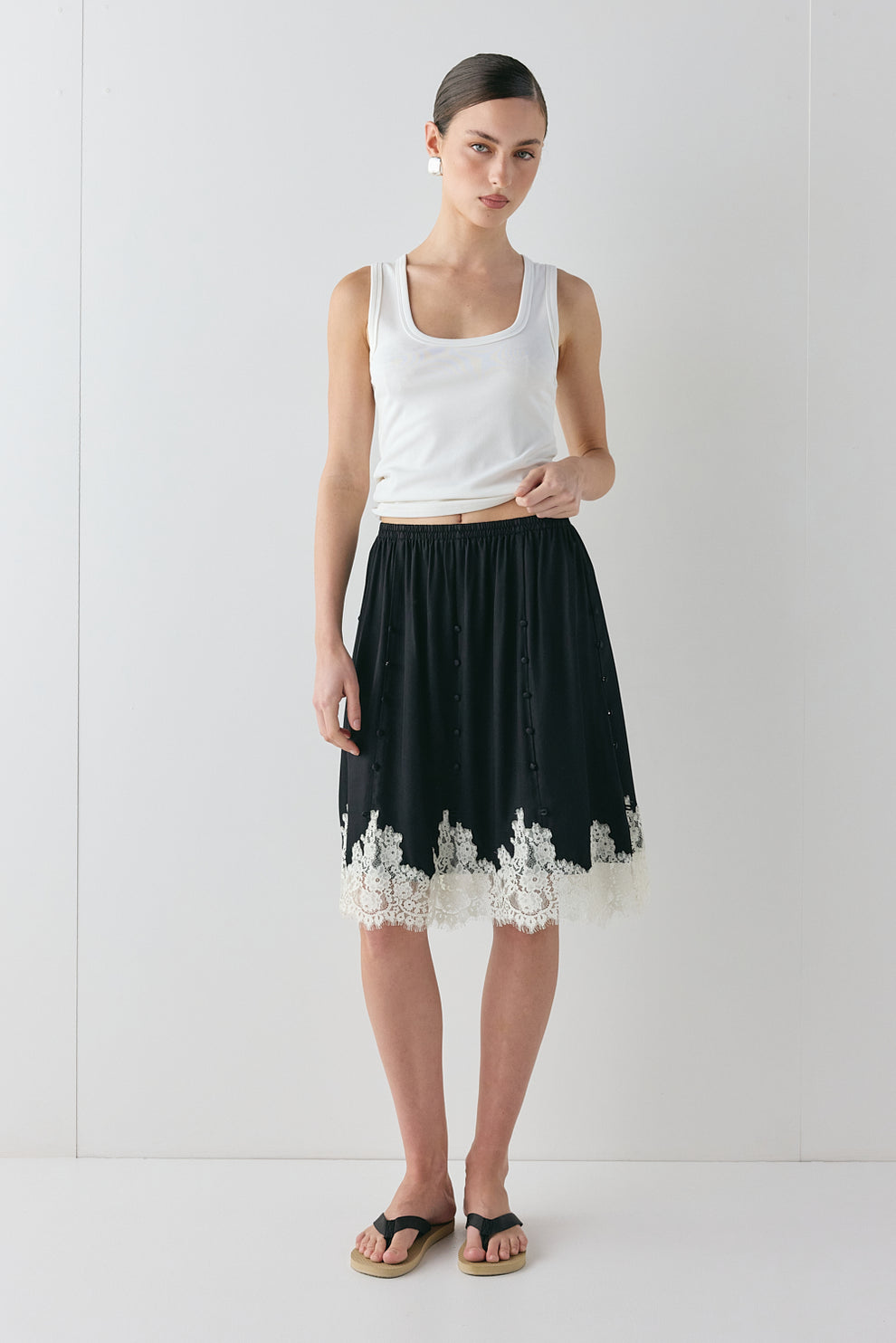 Thea Lace Skirt Black - size:MC:AU 6 / US 2
