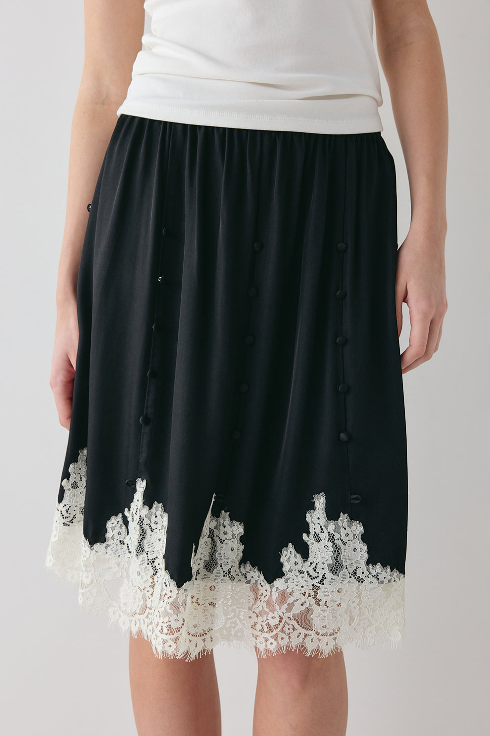 Thea Lace Skirt Black