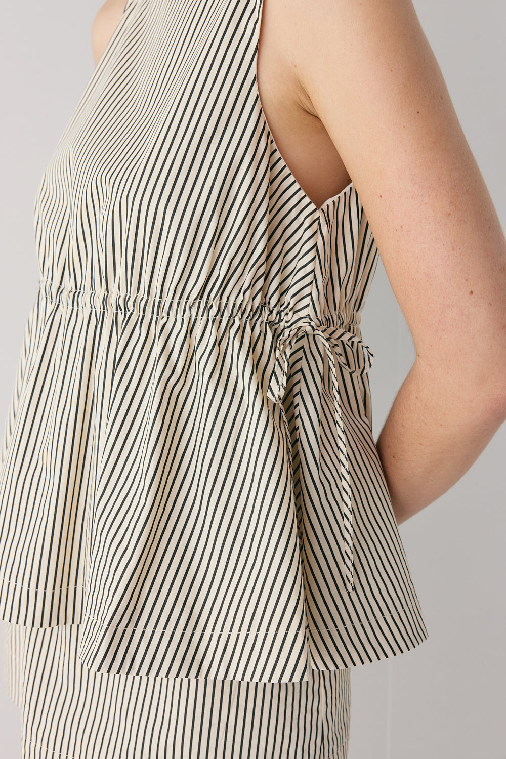 Indi Top Black Stripe