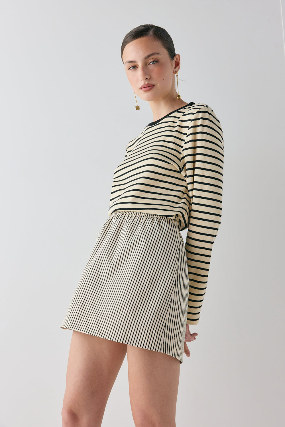 Max Top Black Stripe