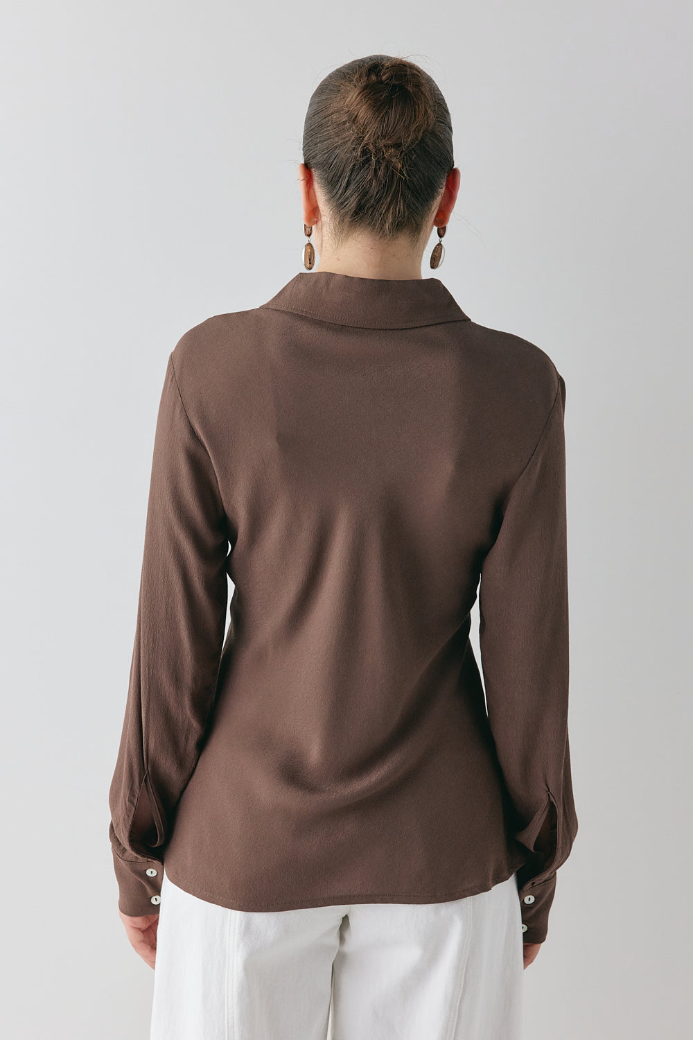 Mila Bias Shirt Chocolate