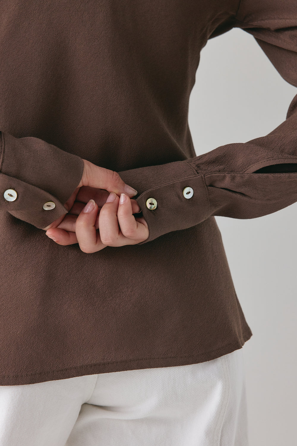 Mila Bias Shirt Chocolate