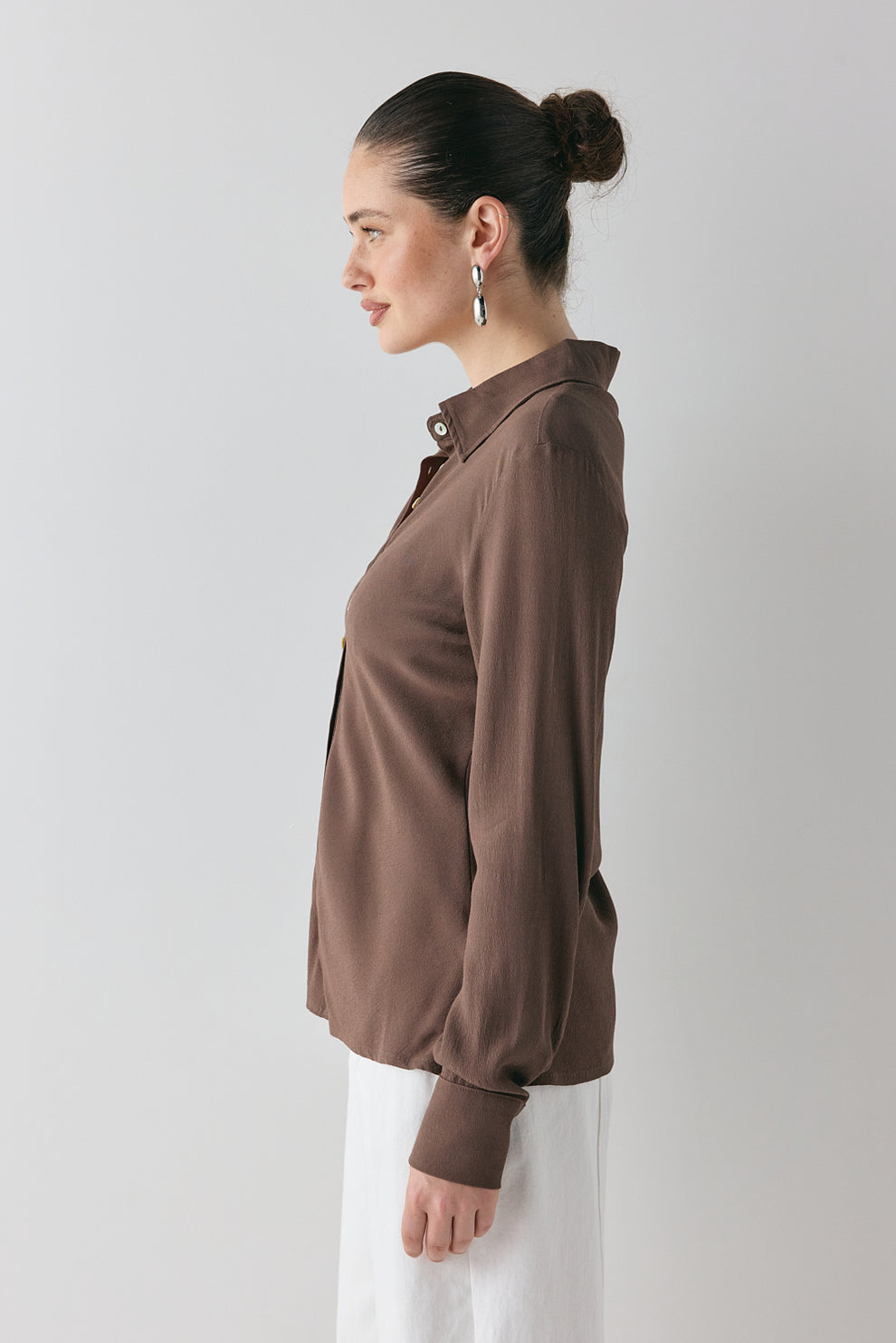 Mila Bias Shirt Chocolate