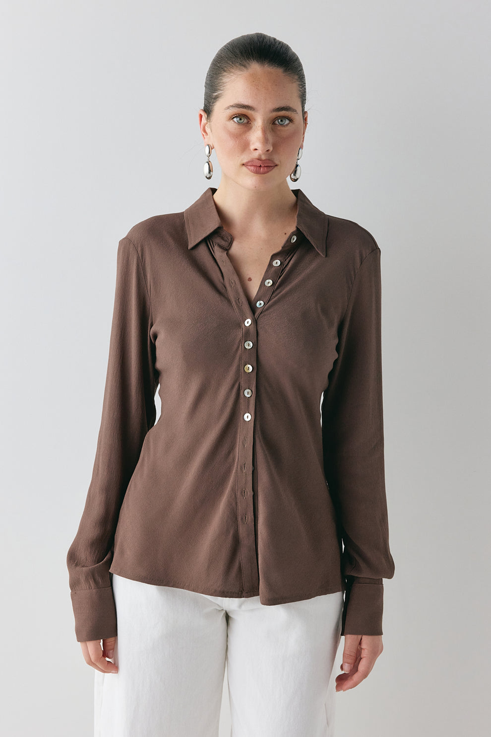 Mila Bias Shirt Chocolate