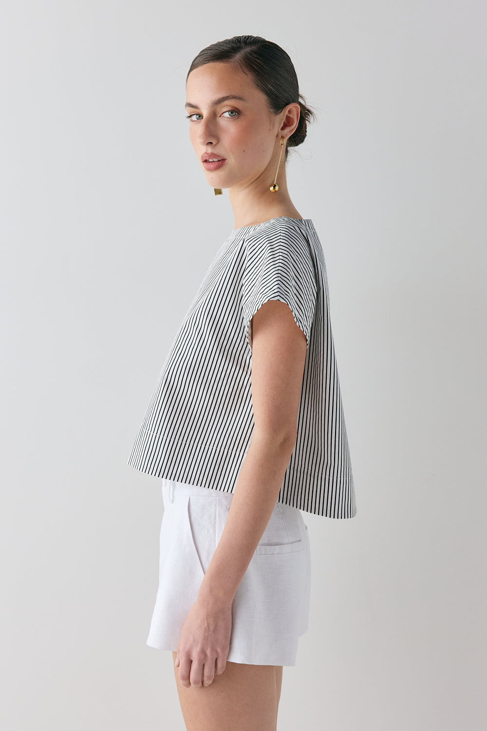 Levy Linen Shorts White