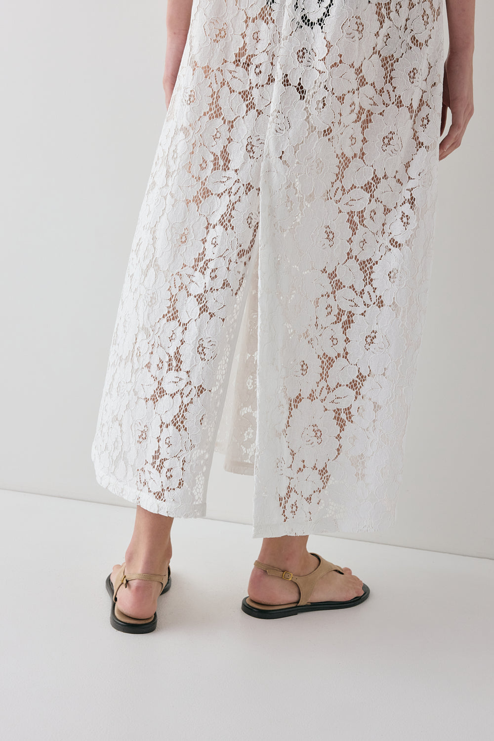 Maya Lace Midi Dress White