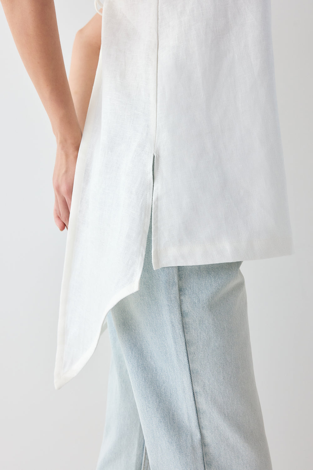 Arli Linen Top White