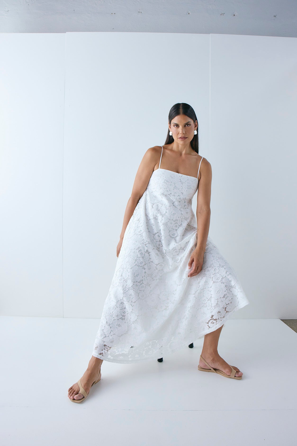 Bianca Lace Maxi Dress White - size:Pala:AU 12 / US 8

