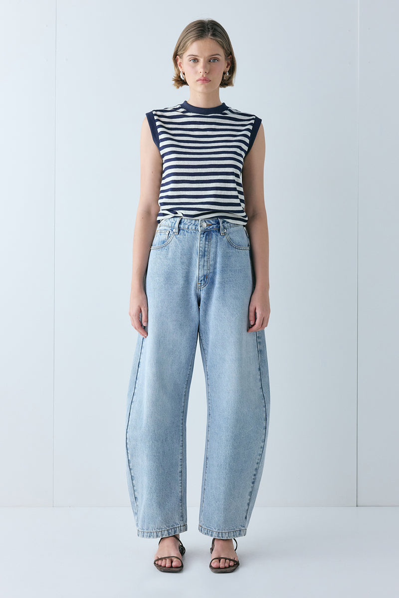Sami Barrel Denim Jeans Washed Blue - size:Aria:AU 6 / US 2
