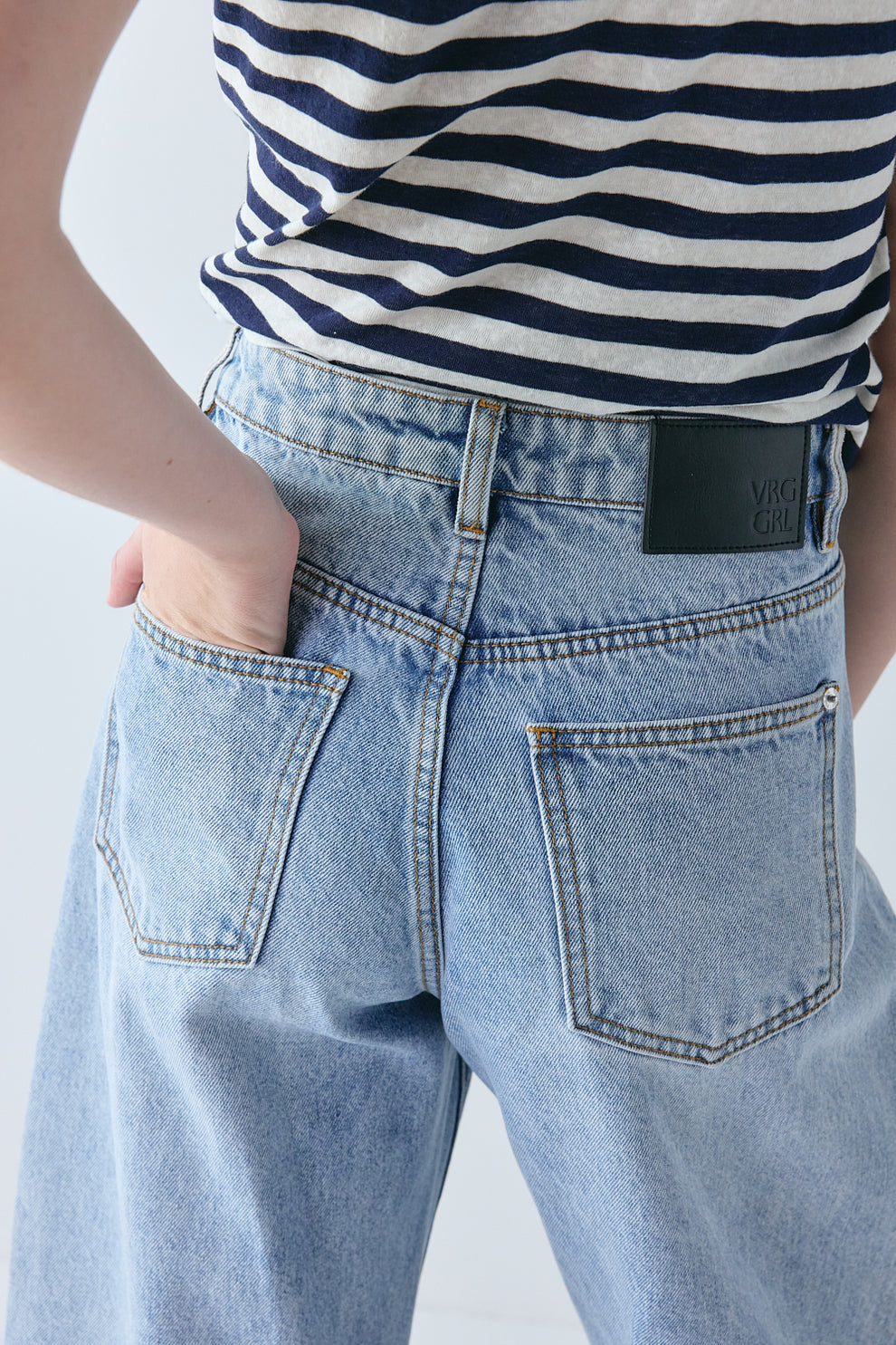 Sami Barrel Denim Jeans Washed Blue