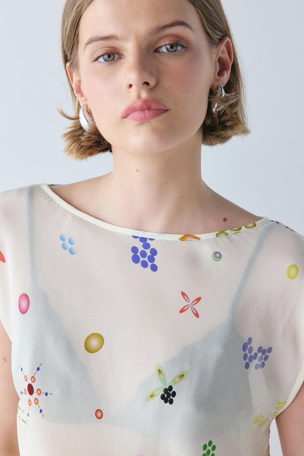 Lyla Sheer Top Pia