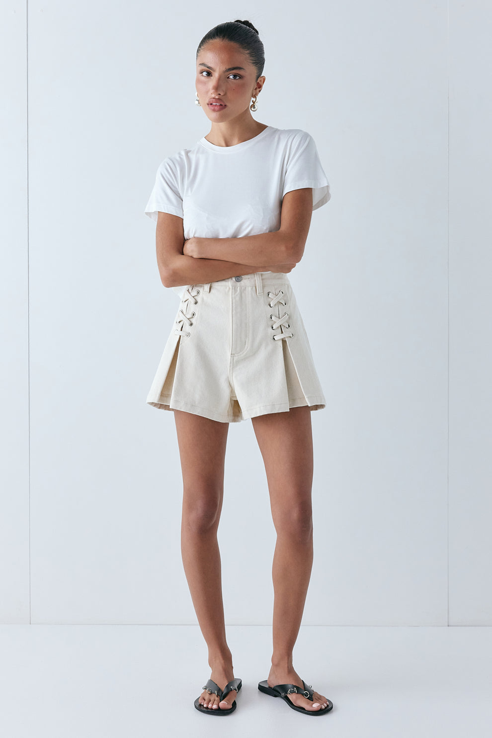 Mira Denim Shorts Cream - size:Keilani:AU 4 / US 0