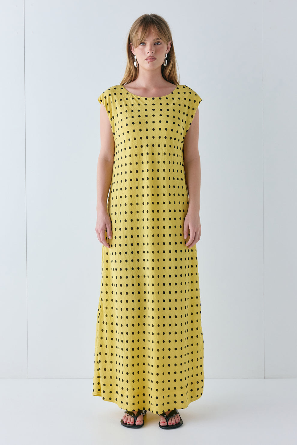 yellow dress with red polka dots VRG GRL Women's' 'Martina Maxi Dress Yellow Polka Dot 8