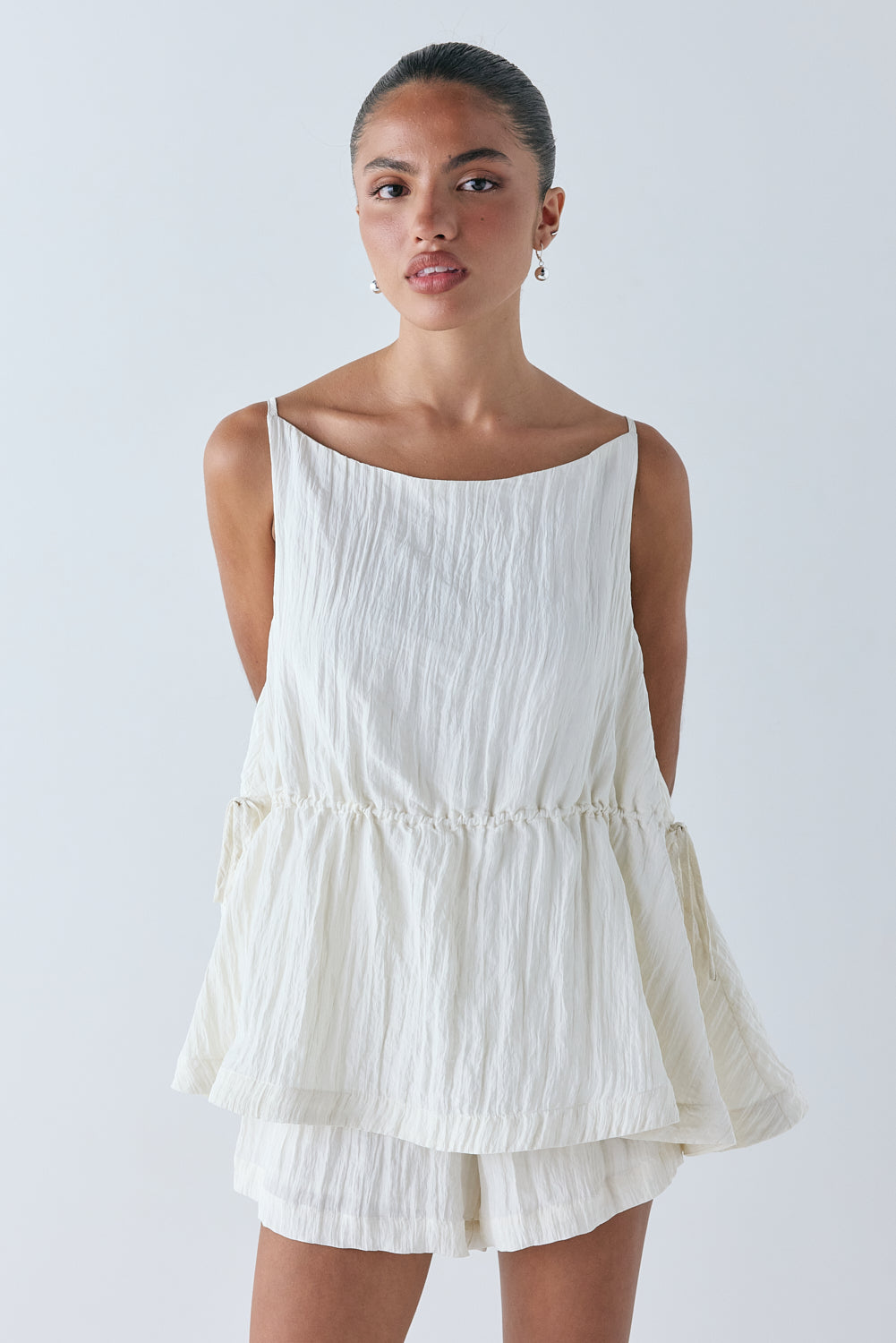 Annika Shorts Crinkle Cream