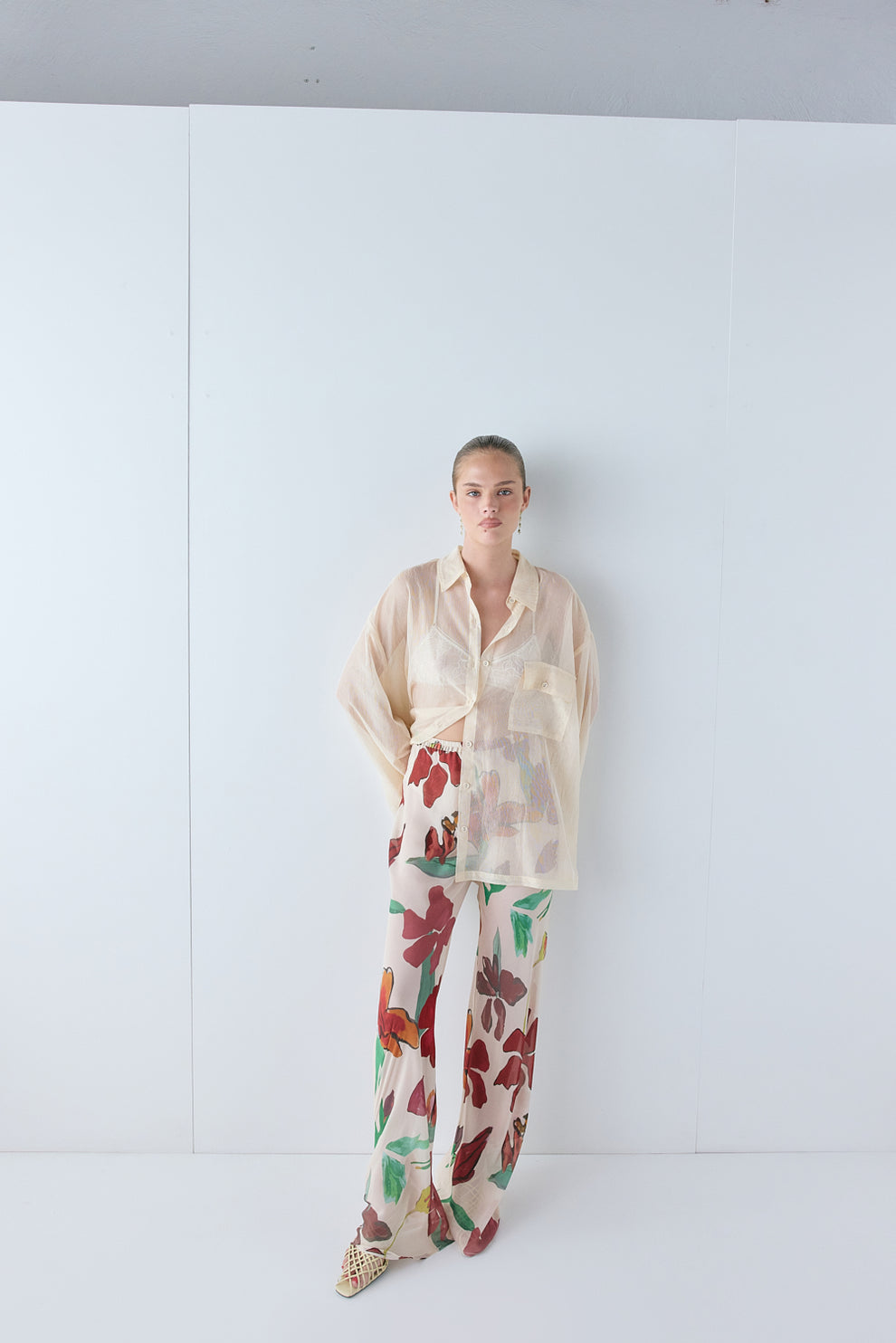 Remi Sheer Pants Poppy - size:Liv:AU 6 / US 2
