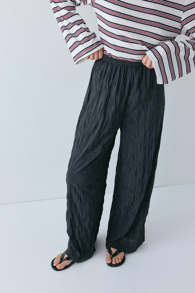 Raya Pants Crinkle Black 