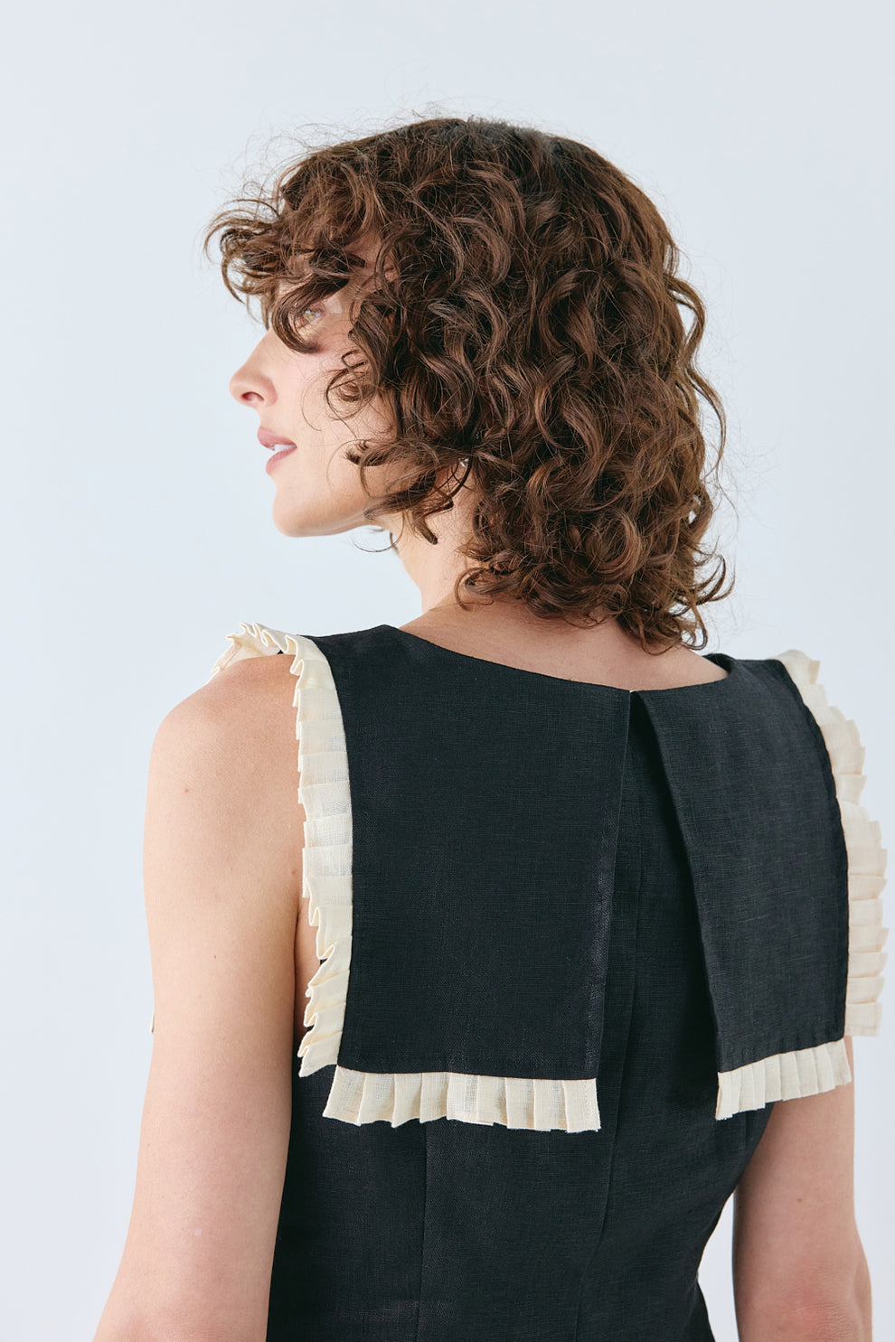 Indra Linen Top Black