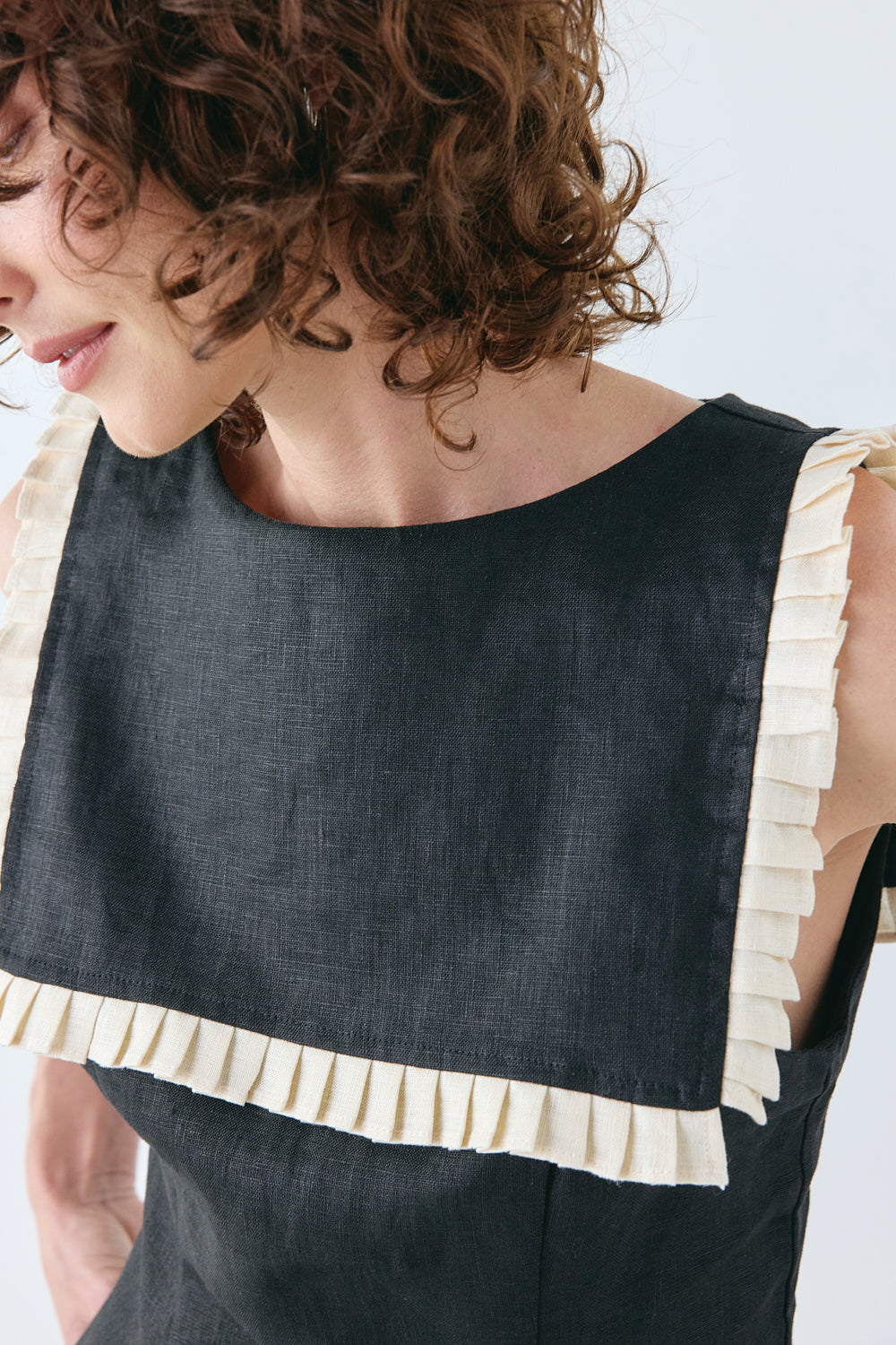 Indra Linen Top Black 