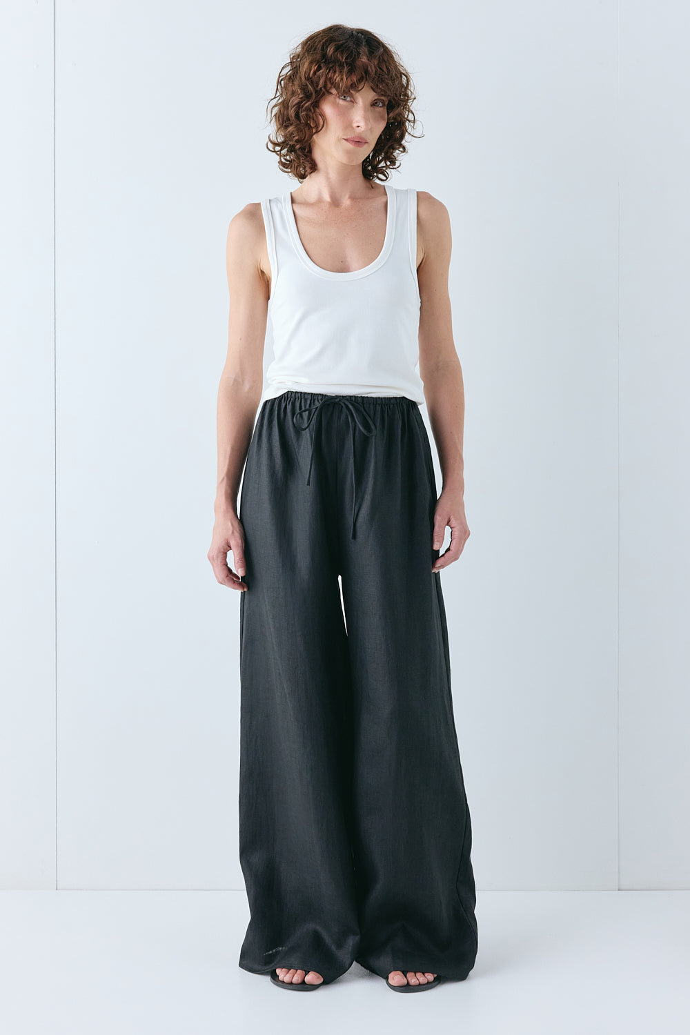 Raya Linen Pants Black
