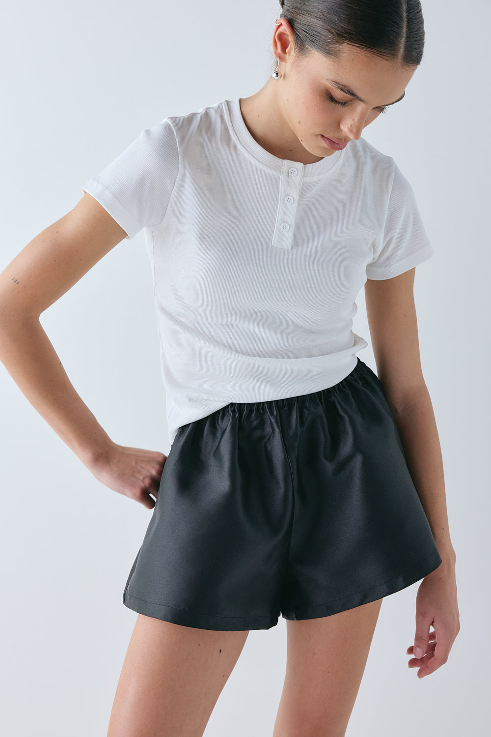 Lui Tee White