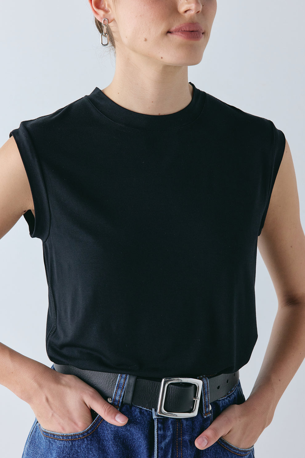 Perry Tank Black