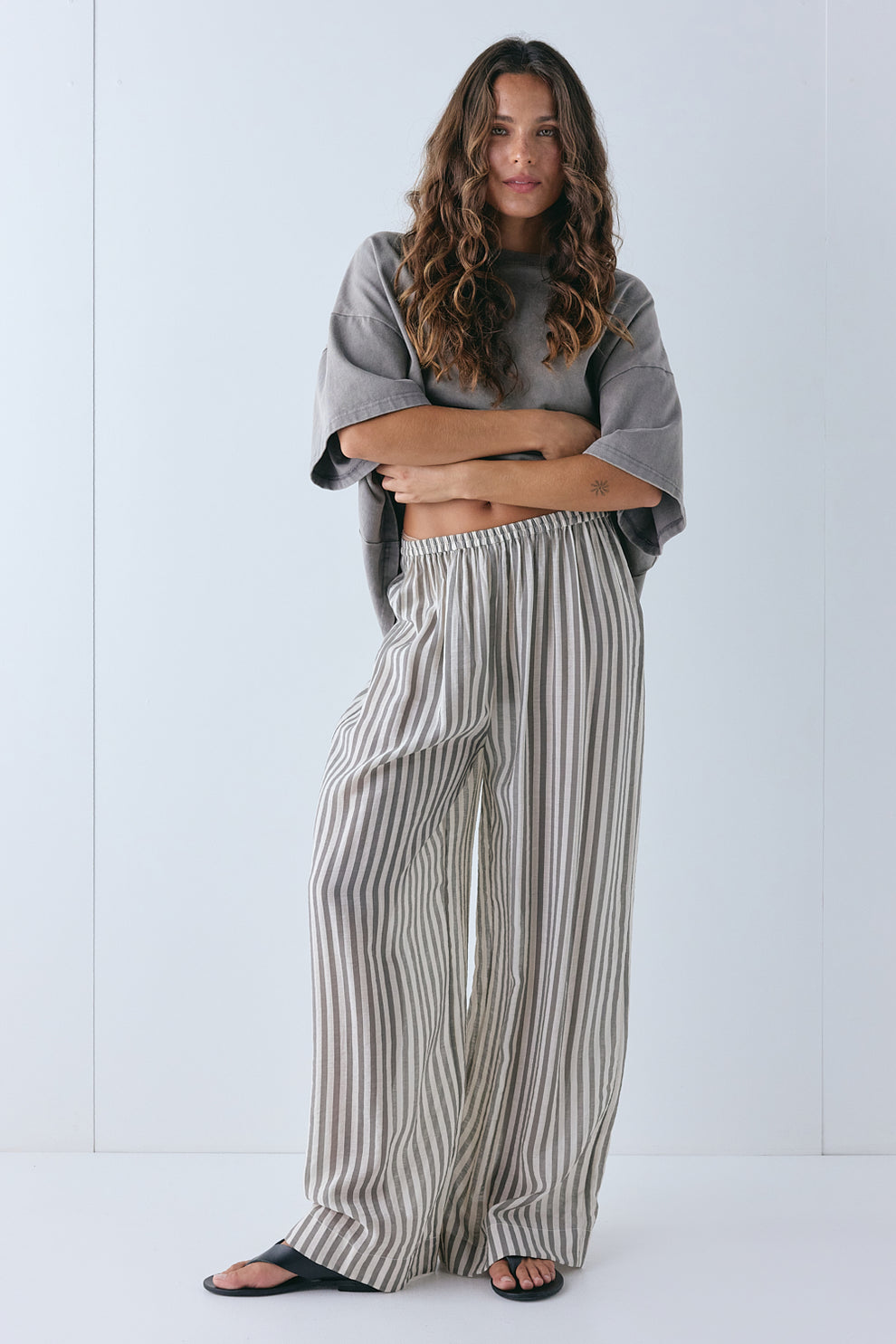 Raya Pants Grey Stripe